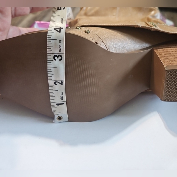 🩷Ronilurn Womens Size 9 & 11 Tan Faux Shark Fold Over Mid Chunky Heel Boots🩵 - Picture 9 of 11